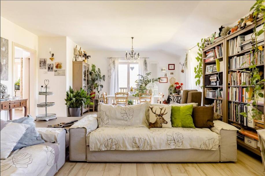 B&B Haus Senter Trambileno エクステリア 写真